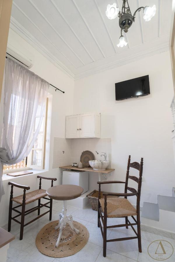 Mansion House Villa Chalki Town Eksteriør billede